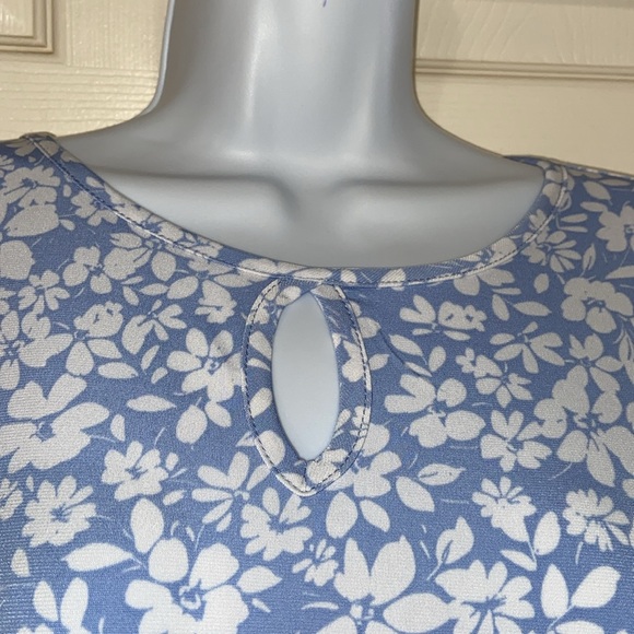 *NWOT* Kim & Co. Brazil Knit Top - Size L - Picture 2 of 7